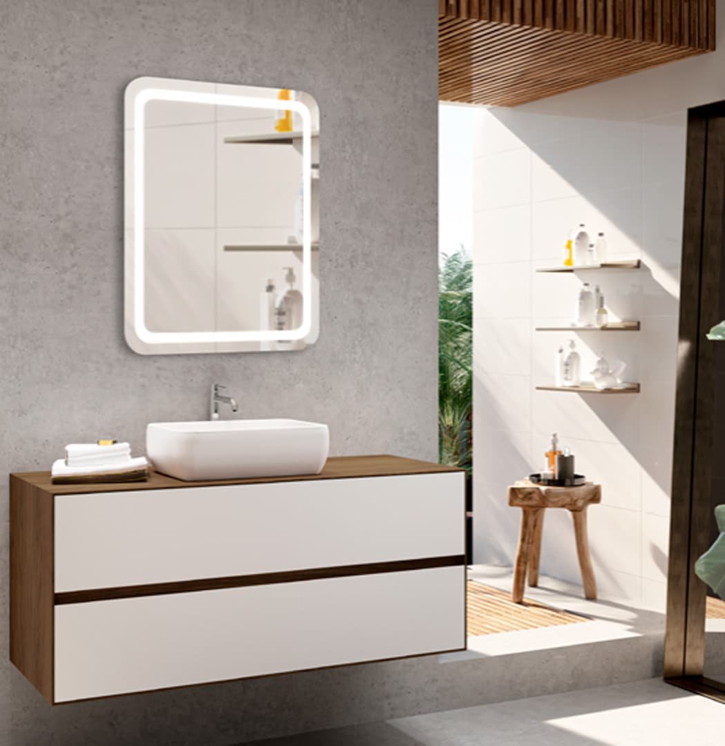 Salle de bain moderne avec un meuble-lavabo en bois et tiroirs blancs, surmonté d'un lavabo de type bol et d'un miroir rectangulaire avec ét